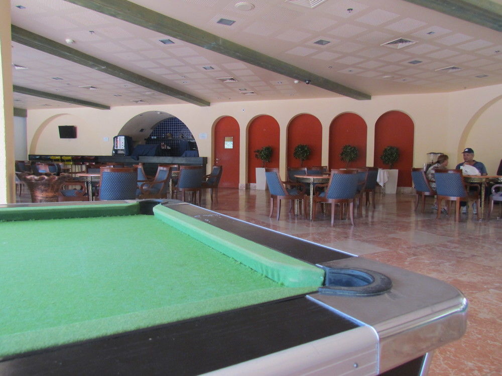Apartment Club In